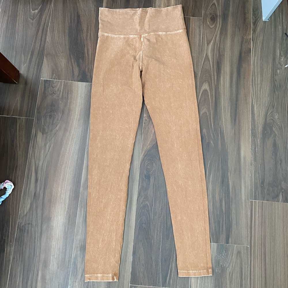 T party leggings size m